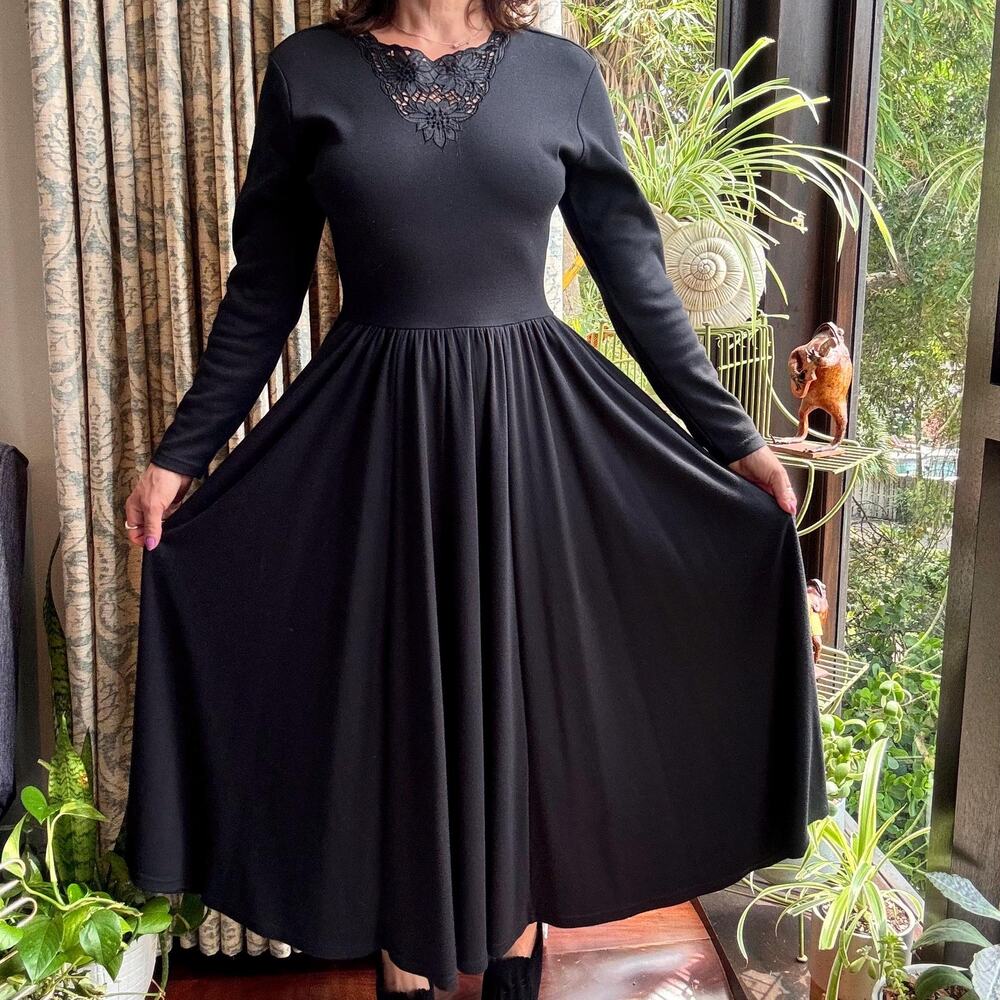 1980s Black Witchy Full Skirt Skater Dress with Pockets Med